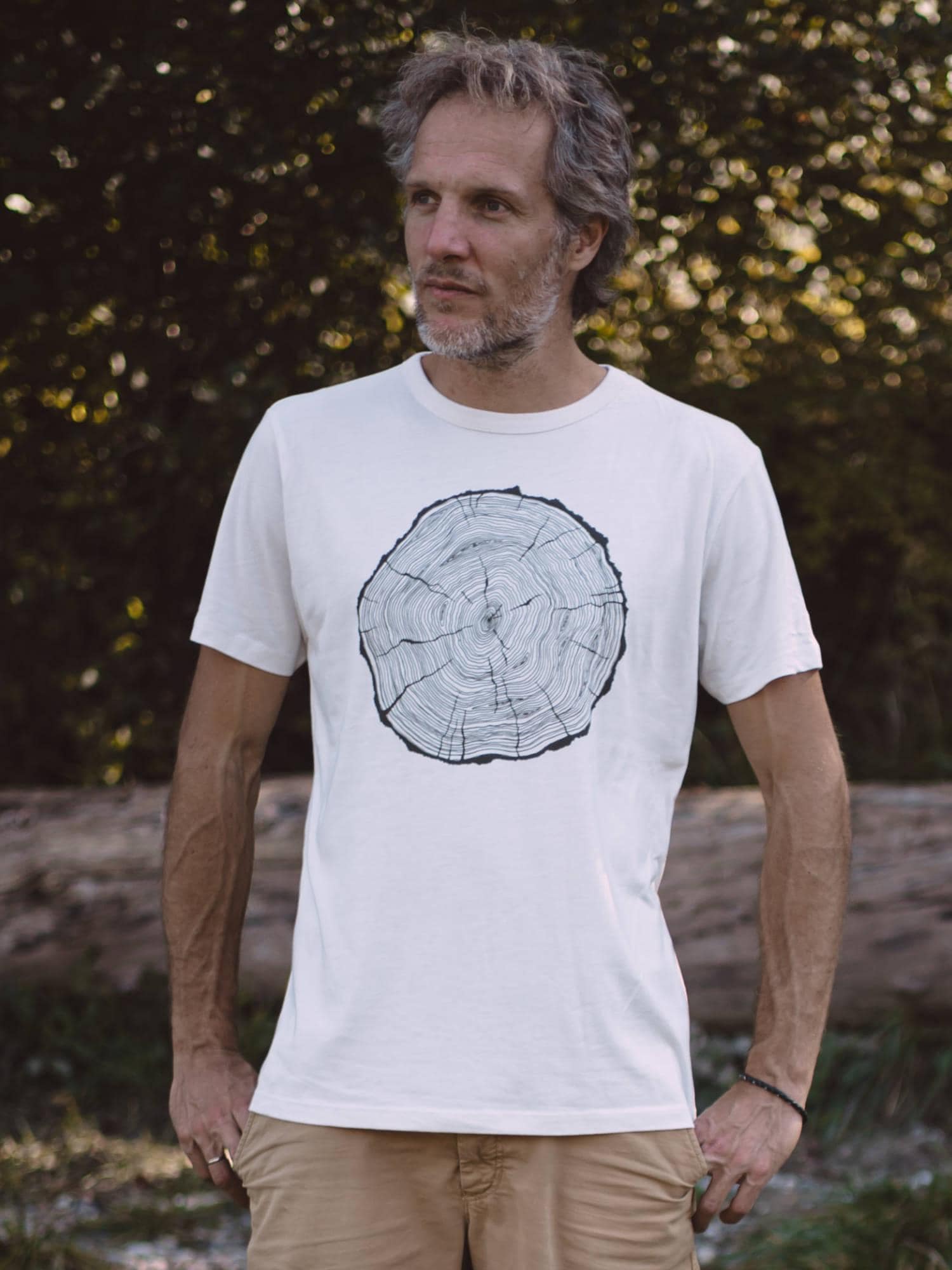 Men's Bamboo Viscose T-Shirt Warm White With "Bigslice" Print von LifeTreeDE