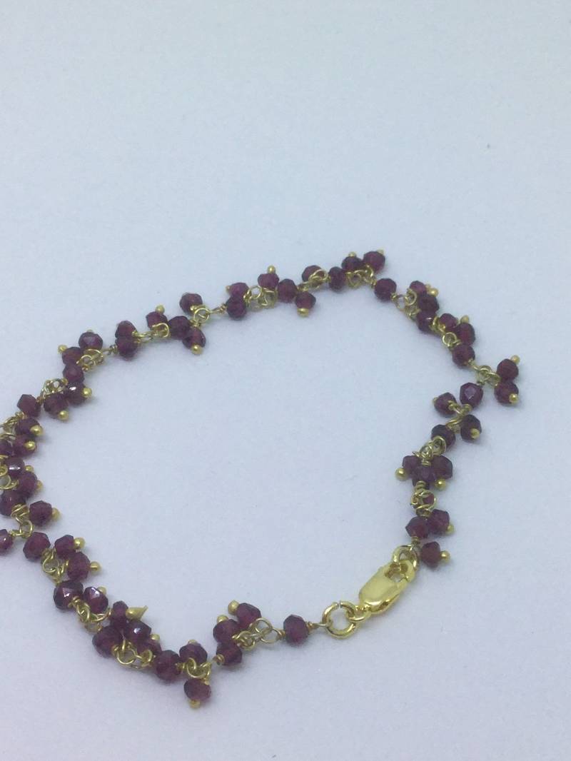 Granat Und Vergoldetem Sterling Silberarmband Granat Und Vergoldetem Sterling Silberarmband von LifeWithMoreSparkle