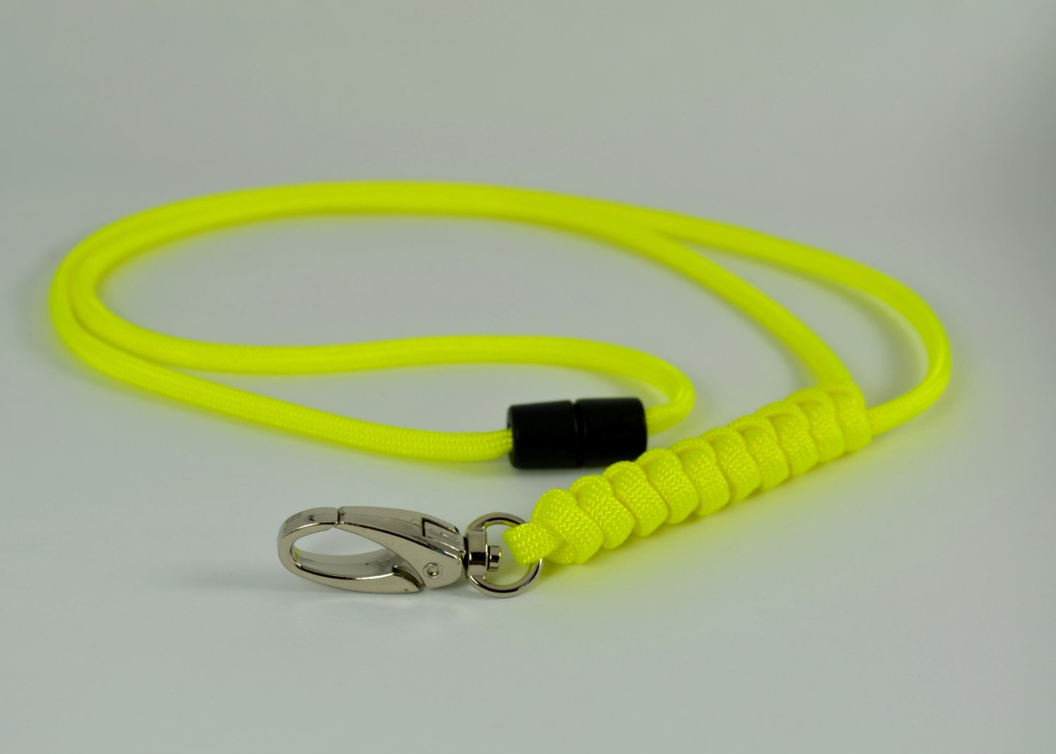 Neon Gelbes Paracord Schlüsselband - 550 Break Away Schnalle Made in Usa Neon Gelbes Paracord Schlüsselband - 550 Break Away Schnalle Made in Usa von LifelineOutdoorGear