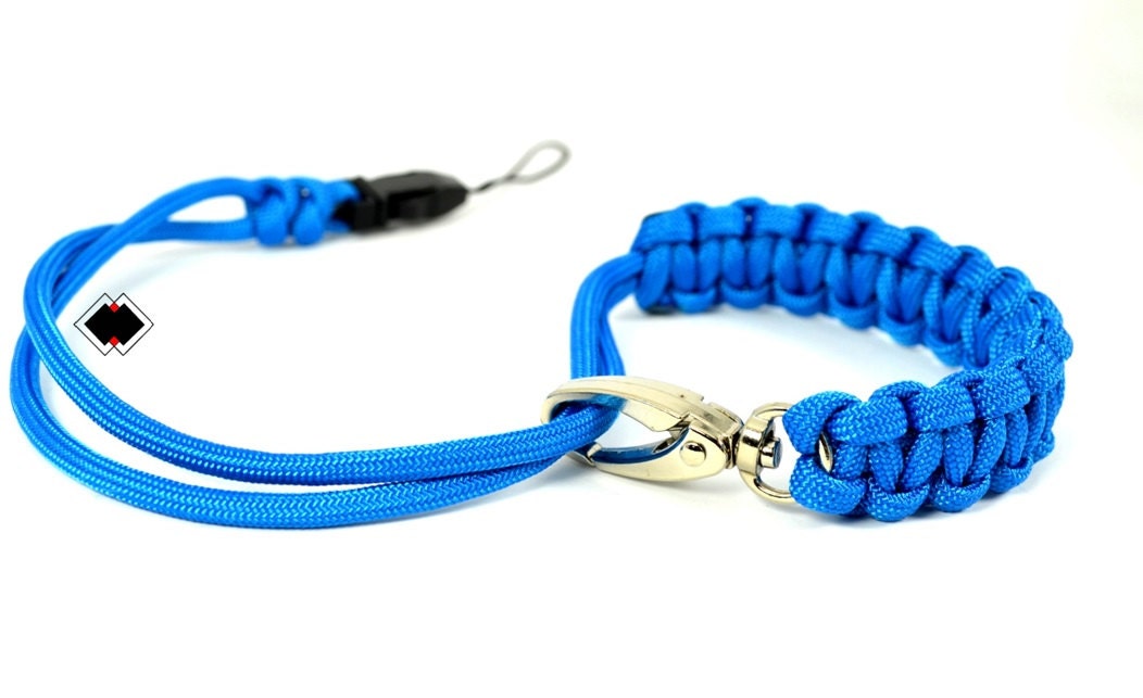 Paracord Kamera-Handschlaufe - Blau Verstellbar Mit Drehverschluss Und Schnellverschluss Maßanfertigung Made in Usa Paracord Kamera-Handschlaufe - Blau Verstellbar Mit Drehverschluss Und Schnellverschluss Maßanfertigung Made in Usa von LifelineOutdoorGear
