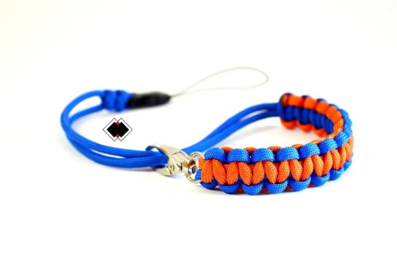 Paracord Kamera-Handschlaufe - Orange Und Blau Verstellbar Mit Drehverschluss Schnellverschluss Maßanfertigung Made in Usa Paracord Kamera-Handschlaufe - Orange Und Blau Verstellbar Mit Drehverschluss Schnellverschluss Maßanfertigung Made in Usa von LifelineOutdoorGear