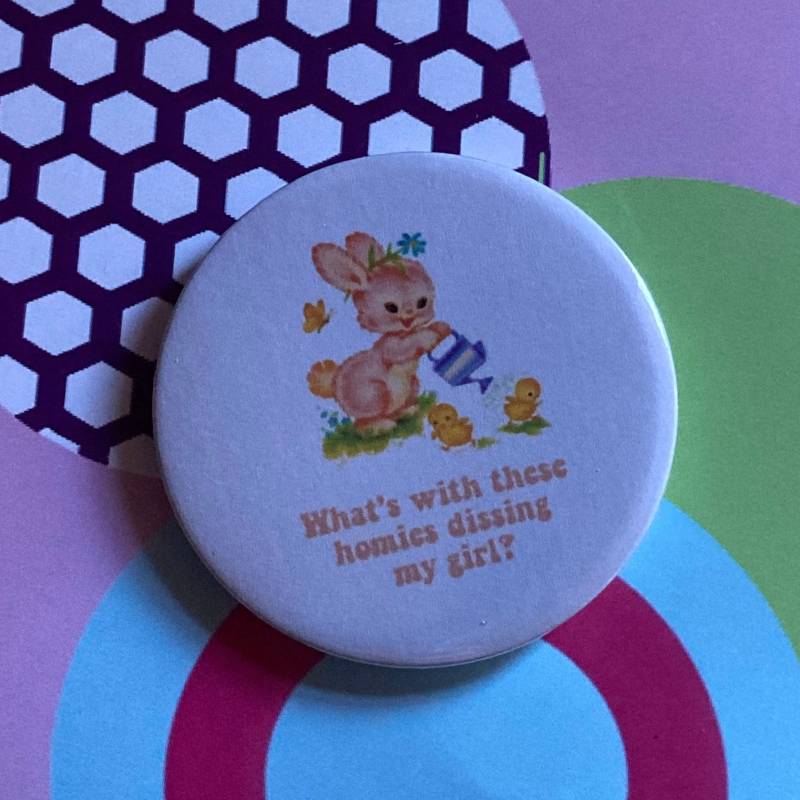 Weezer Themed Vintage Mash-Up Pin Anstecker - What's With This Homies Dissin' My Girl? von LifesBigCanvas