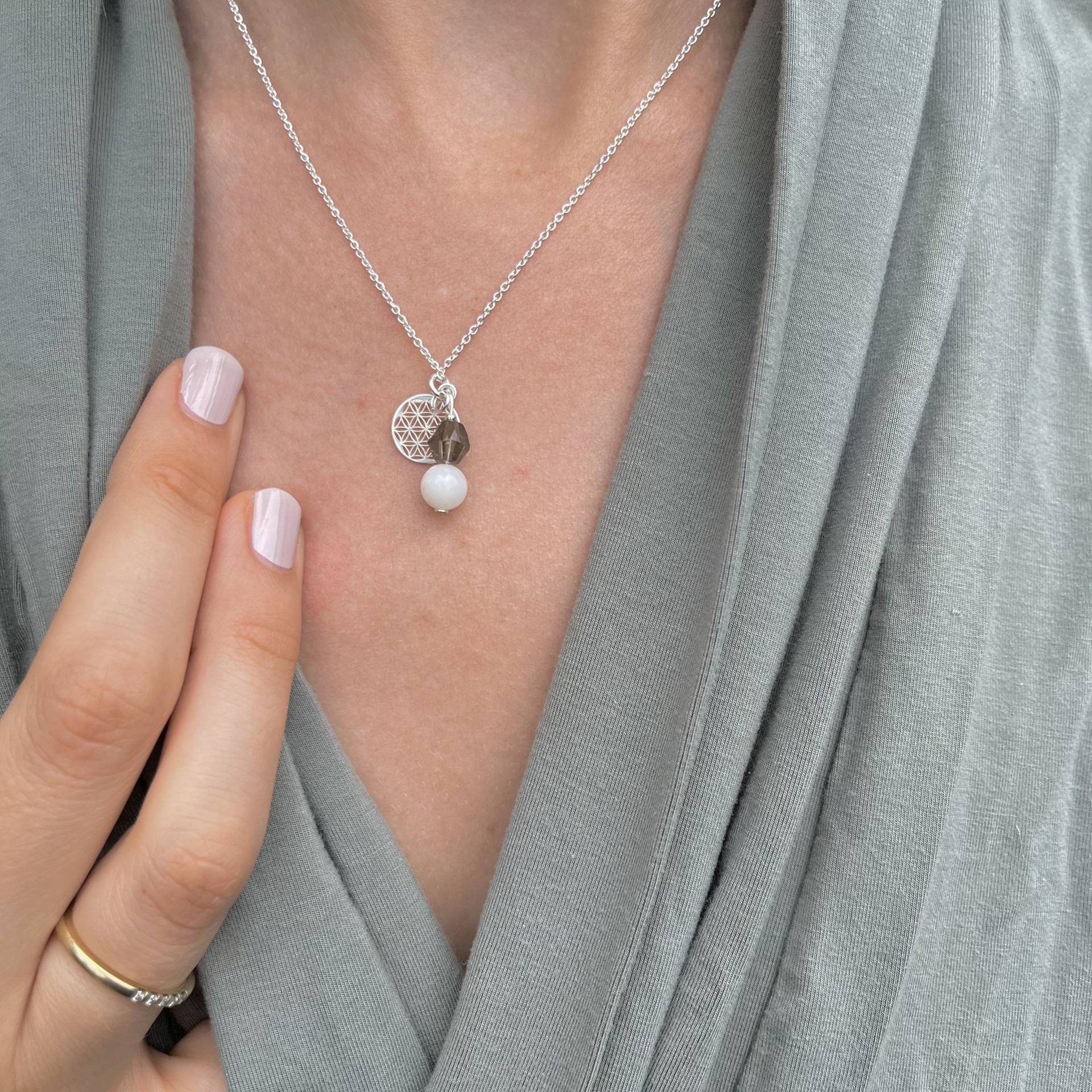 Halskette Anti-stress Mit Rauchquarz & Chrysopal Und Aus 925Er Silber von LightofAurora