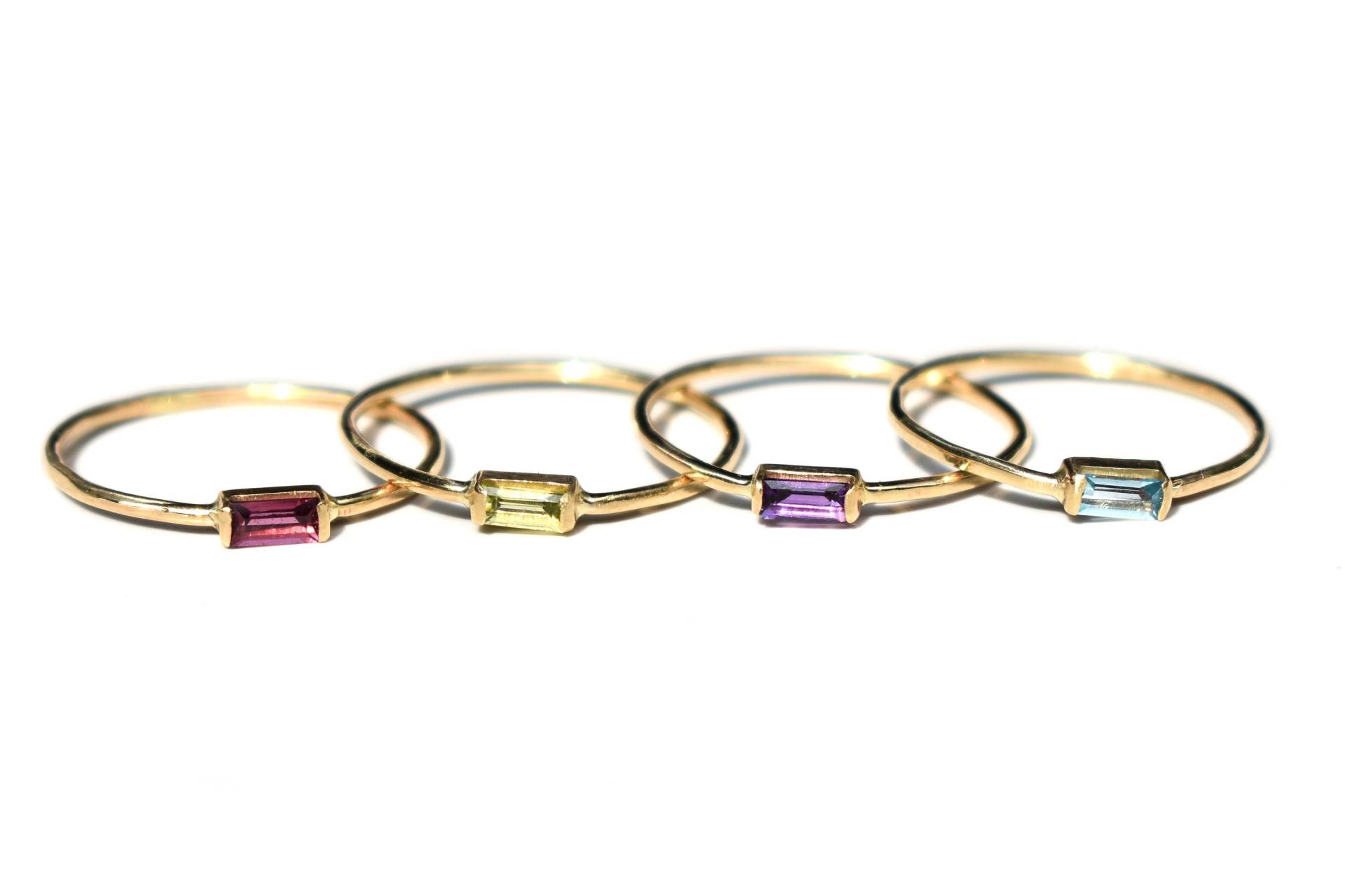 Baguettering - 585Er Gelbgold | Steine Amethyst, Rhodolith, Granat, Peridot, Blautopas Baguettering - 585Er Gelbgold | Steine Amethyst, Rhodolith, Granat, Peridot, Blautopas von LihikaiJewelry