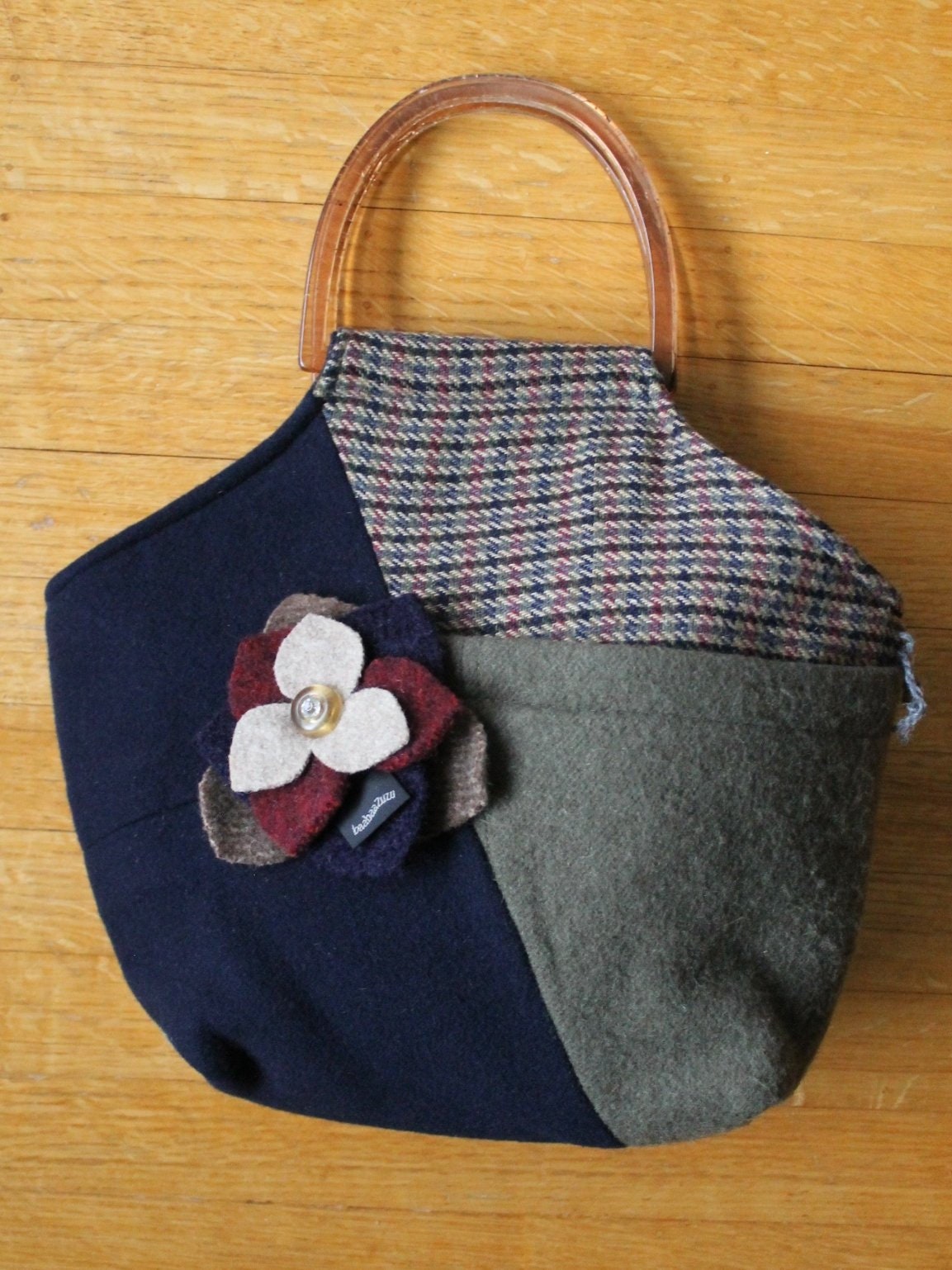 Nos Patchwork Wolle Geldbörse Top Henkel Tasche Folk Prairie Cottagecore Boho Hippie Blume Bestickt Geschenkidee Handtasche von Liinaloom