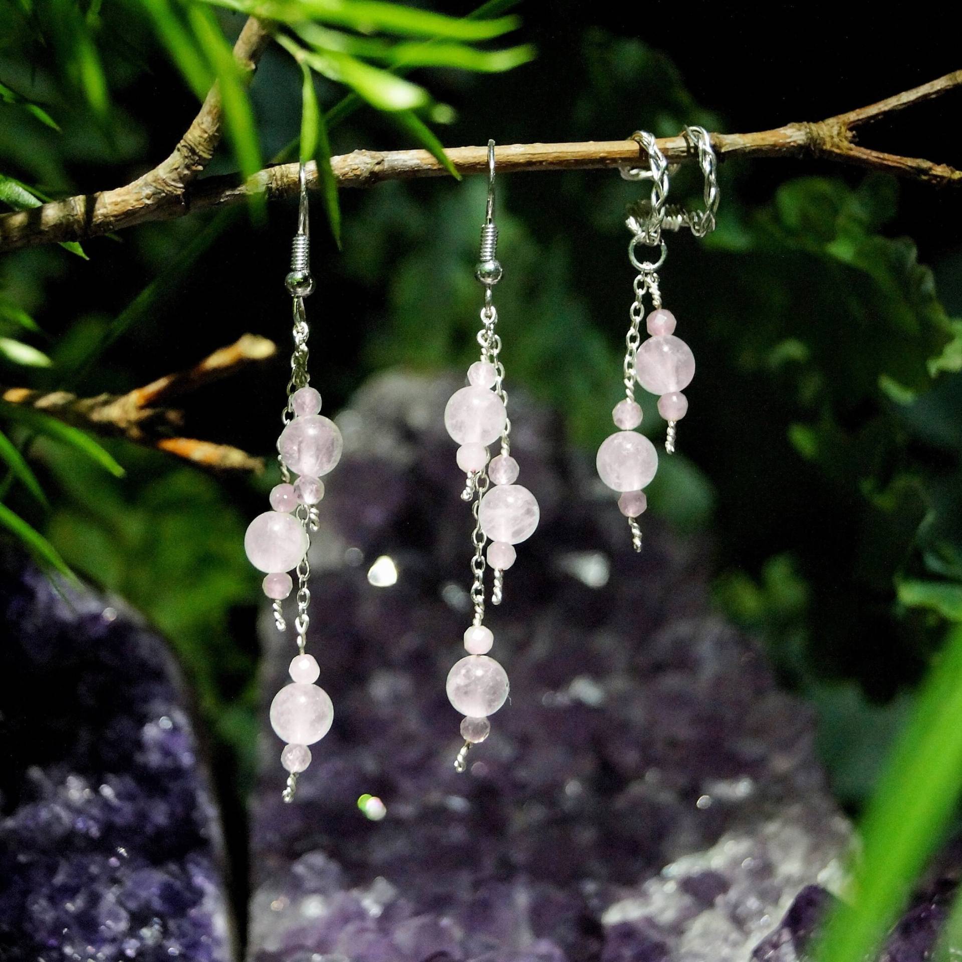 Rosenquarz Ohrringe Mit Bis Zu Einem Earcuff Rosenquarz Ohrringe Mit Bis Zu Einem Earcuff von Liindera
