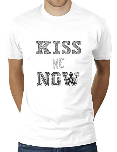 Kiss Me Now - Herren T-Shirt von KaterLikoli, Gr. L, Weiß von Likoli