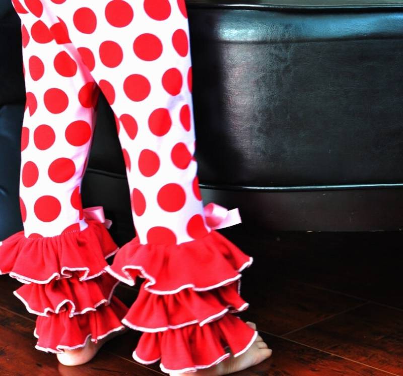 Rote Tupfen Auf Rosa Leggings Mit Dreifachen Großen Rüschen/Baby-Mädchen-Leggings von LilDimples