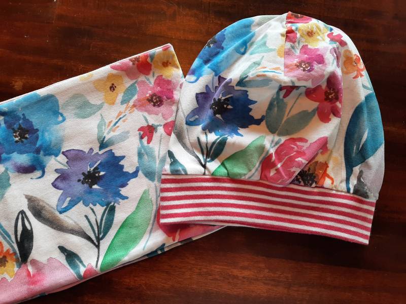 Mädchen Set Blüten Blumen Bunt , Beanie Und Loop, Kinder Loop Schal & Mütze Weihnachten Geschenk Ku 52-54 von LilaEmmi