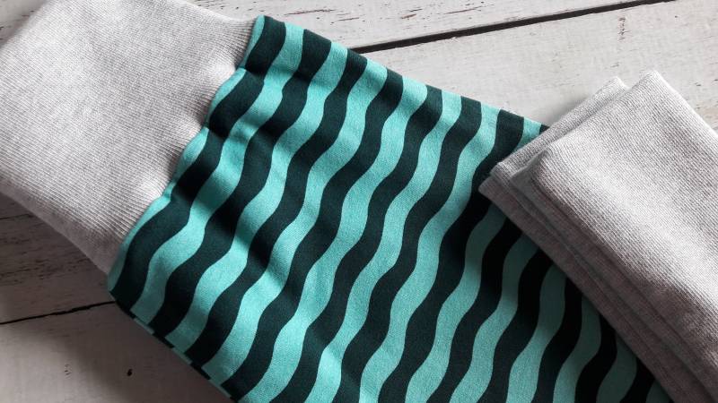 Pumphose Türkis/Grün Streifen Spielhose Für Kinder Kinderschuhe Gr.86/92 Krabbelhose Hose Kind von LilaEmmi