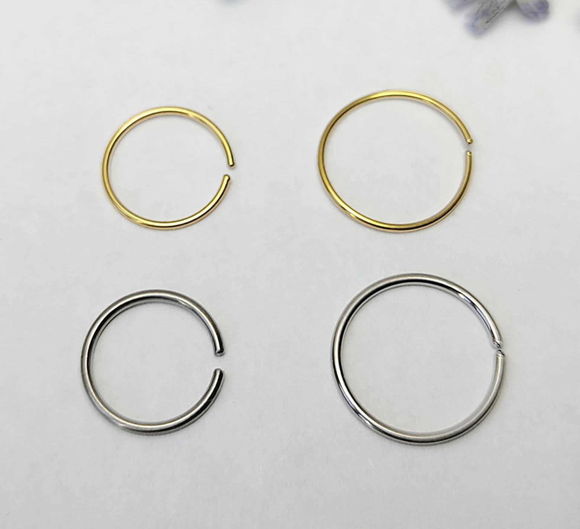 Titan 0, 6/0, 8 Mm Rook Piercing Creolen 6 8 10 Gold Silber Conch Ring Knorpelohrring Tragus Dünn Nickelfrei Hypoallergen Titan 0, 6/0, 8 Mm Rook Piercing Creolen 6 8 10 Gold Silber Conch Ring Knorpelohrring Tragus Dünn Nickelfrei Hypoallergen von LilaLaViPiercing
