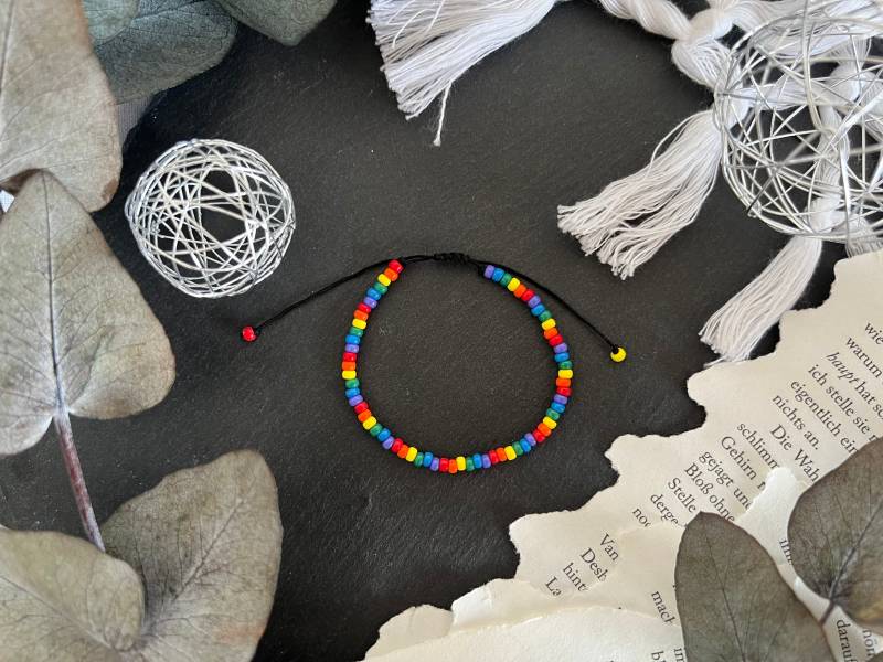 Pride Lgbtqia Bracelet | Miyuki Makramee Personalisiert Lilacflowersshop Pride Lgbtqia Bracelet | Miyuki Makramee Personalisiert Lilacflowersshop von LilacFlowersShop