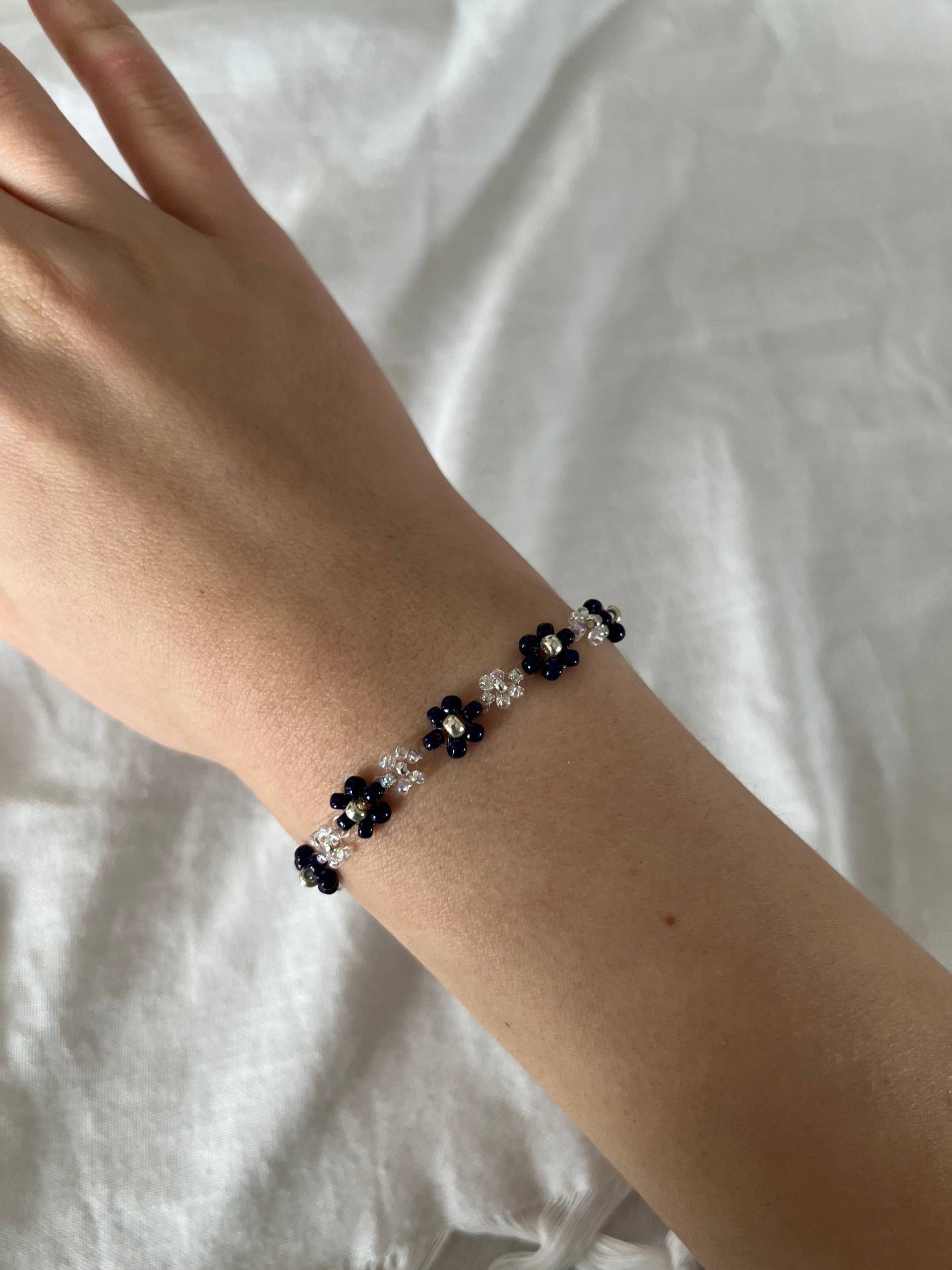 Taylor Inspiriertes Blumenarmband | Midnights Filigran Edelstahl in Gold Und Silber Personalisierbar Lilacflowersshop von LilacFlowersShop