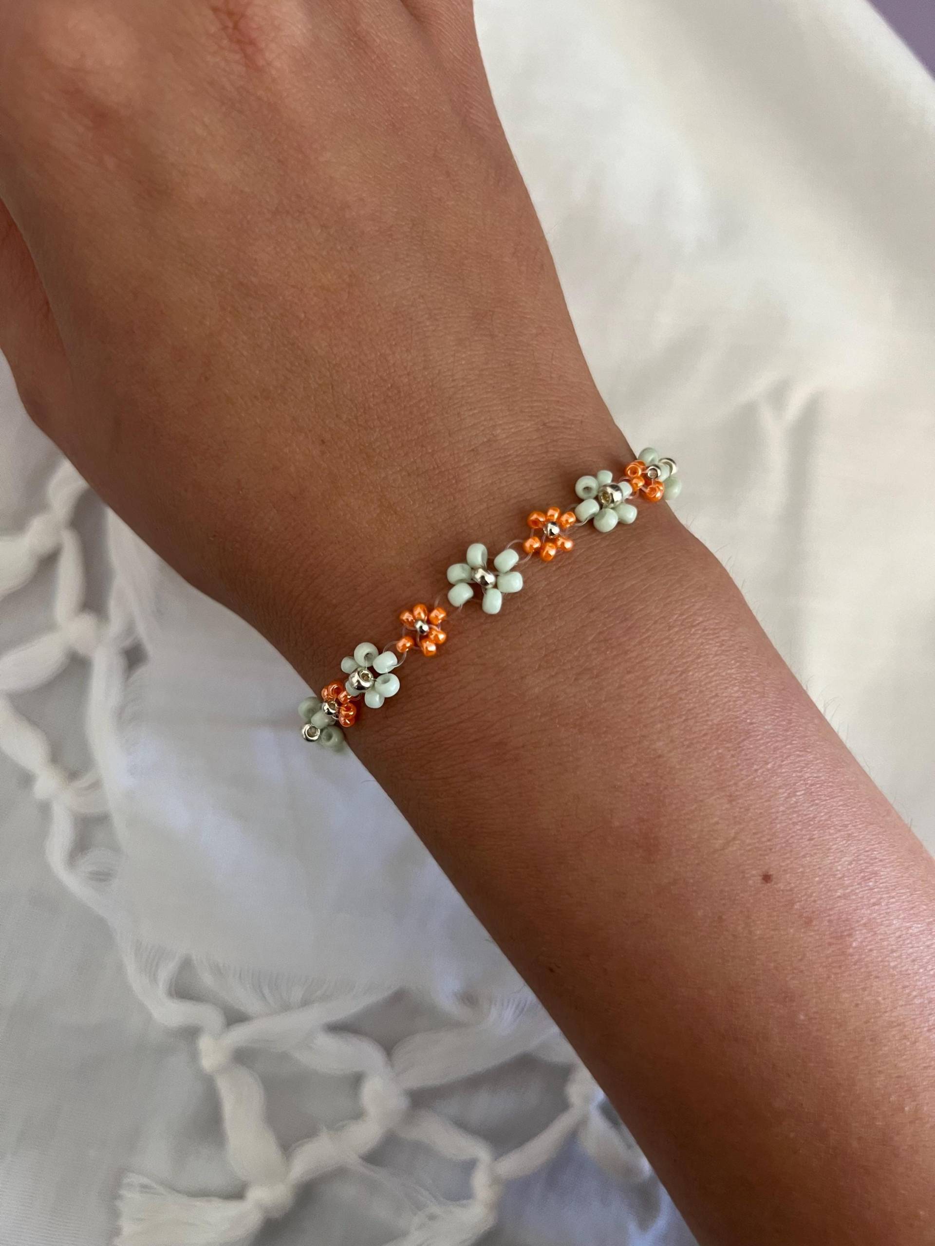 Taylor Inspiriertes Blumenarmband | Ts12 Life Of A Showgirl |Filigran Edelstahl in Gold Und Silber Personalisierbar Lilacflowersshop Taylor Inspiriertes Blumenarmband | Ts12 Life Of A Showgirl |Filigran Edelstahl in Gold Und Silber Personalisierbar Lilacflowersshop von LilacFlowersShop