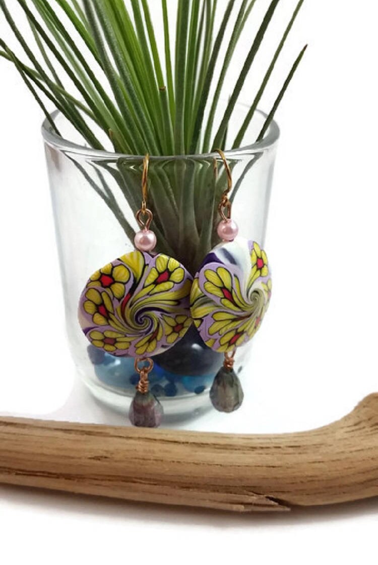 Linsen-Perlen-Ohrringe, Boho Schmuck, Blumenschmuck, Florale Ohrringe, Fimo Schmuck Linsen-Perlen-Ohrringe, Boho Schmuck, Blumenschmuck, Florale Ohrringe, Fimo Schmuck von LilacSeaStudio