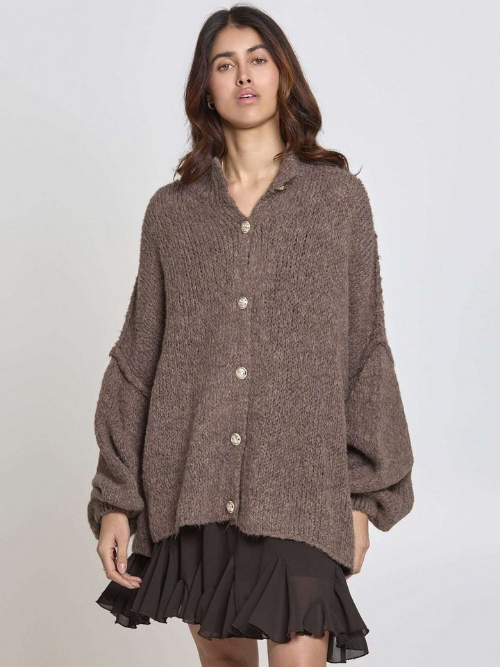 Lilavie Cardigan Lolaa Oversize One Size Kuscheliger Grobstrick Cardigan mit Knopfleiste von Lilavie