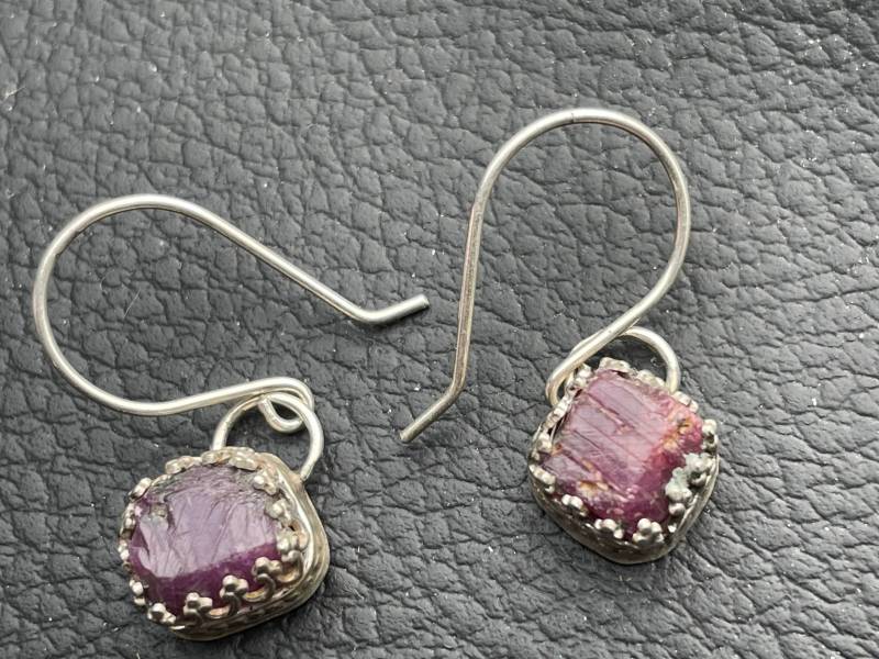 Rubin Und Sterling Silber Ohrringe Rubin Und Sterling Silber Ohrringe von LiliacLilli