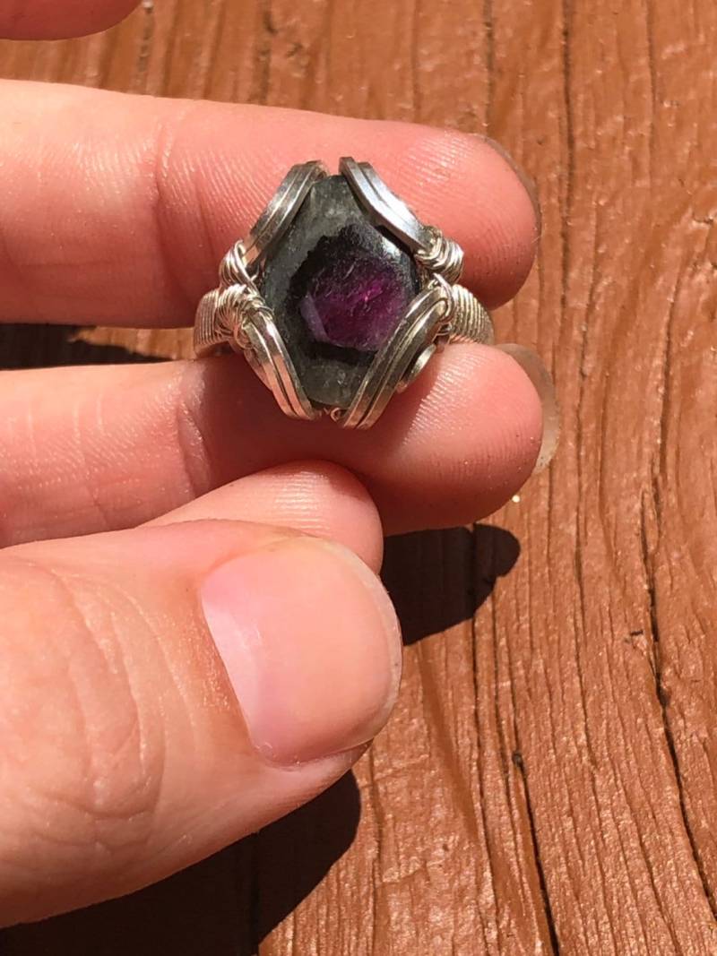 Rubin in Matrix Sterling Silber Gefasst Rubin in Matrix Sterling Silber Gefasst von LiliacLilli
