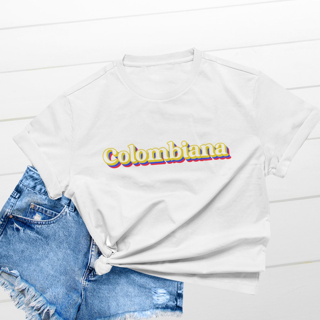 Colombiana Shirt, Latina Geschenk, T-Shirt, Frauen Kurzarm Colombian Pride von LiliandMattDesign