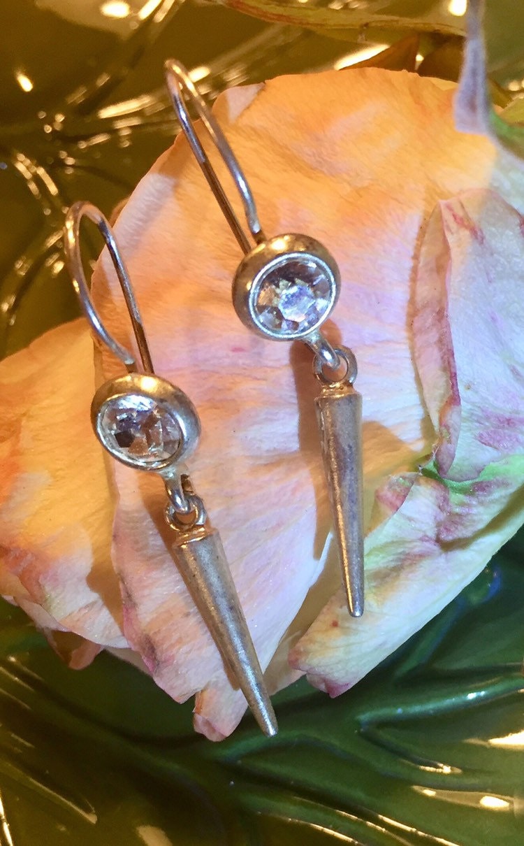 Elegante Baumelnde Sterling Silber Und Kristall Ohrringe Markiert 925 Ms33 Elegante Baumelnde Sterling Silber Und Kristall Ohrringe Markiert 925 Ms33 von LiliasAntiques