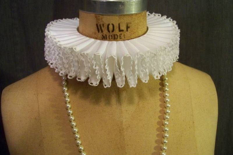 Halskrause, Elizabethan, Custom, Renaissance Faire, Band Baumwolle Cluny Lace, Ecw Sca von LiliasLuxuryCostumes