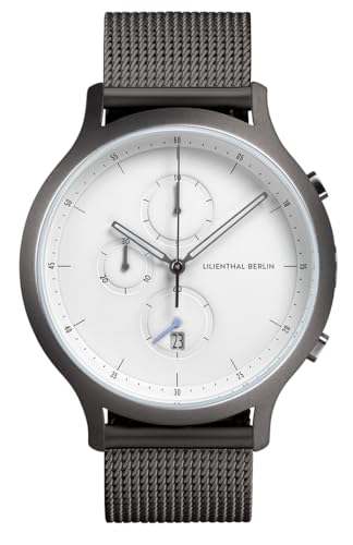 Lilienthal Berlin Chronograph Dark Silver White in dunkelgrau – Herrenuhr am grauen Mesh-Armband aus 316L Chirurgenstahl mit einem Quarzuhrwerk & saphirgehärtetem Mineralglas – 42,5 mm von Lilienthal