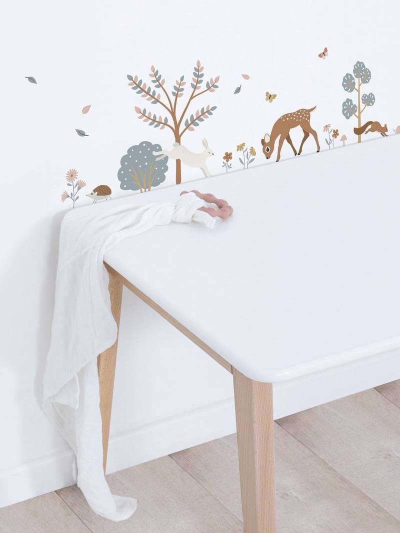 Kinderzimmer Wandtattoo mit Reh JORO LILIPINSO von Lilipinso