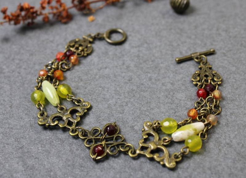 Armband Bronzefarben Ethno Einzigartig Jade Achat Boho Vintage von LilisEigenart