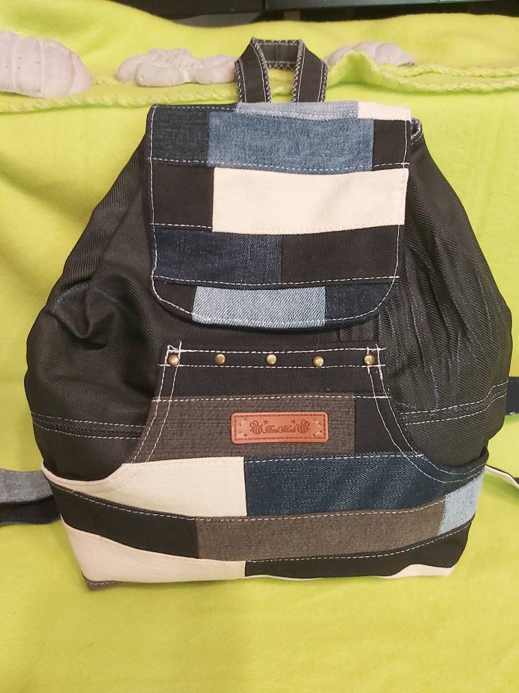 Kleiner Jeansrucksack | Patchwork von LilisShopDeutschland