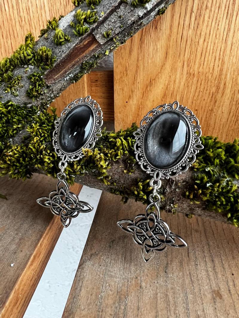 Hexenkreuz, Gothic, Vintage, Barock - Ohrstecker Cat Eye Einzelstück Unikat Ohrring Anhänger Seraphiiia-Design Hexenkreuz, Gothic, Vintage, Barock - Ohrstecker Cat Eye Einzelstück Unikat Ohrring Anhänger Seraphiiia-Design von LilithKreativeStudio
