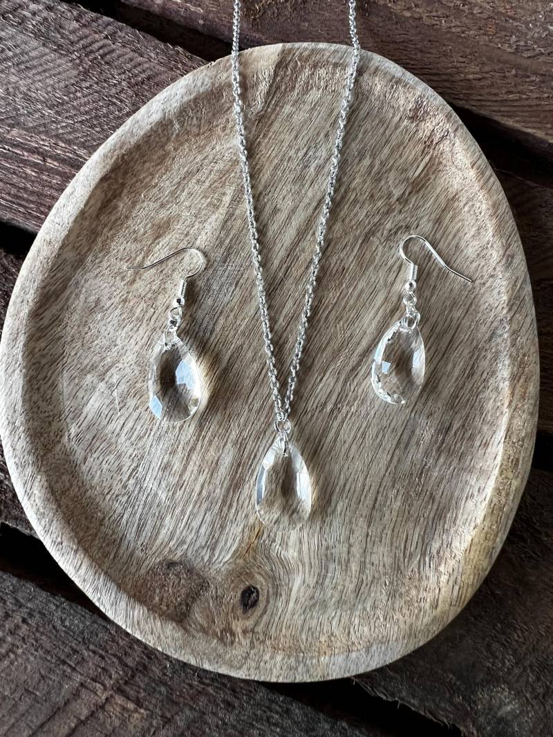 Kristall Schmuck Set Halskette Und Ohrhänger - Silber Edelstahl Hochzeit Wedding Verlobung Ohrringe Kettenanhänger Elegant Kristall Schmuck Set Halskette Und Ohrhänger - Silber Edelstahl Hochzeit Wedding Verlobung Ohrringe Kettenanhänger Elegant von LilithKreativeStudio