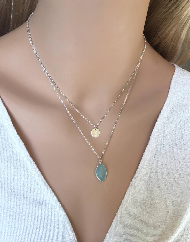 Lagerte Halskette 2 Schichten Geburtsstein Sterling Silber Initial Necklace Simple Dainty Mothers Gemstone Geschenk Für Ihre Frau 14K Lagerte Halskette 2 Schichten Geburtsstein Sterling Silber Initial Necklace Simple Dainty Mothers Gemstone Geschenk Für Ihre Frau 14K von LillaGems