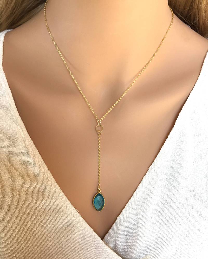 Lariat Edelstein Halskette Y Tropfen Gold Birthstone Y-Halskette Geschenk Für Frau Ihre Brautjungfern Zierliche 14 K Gold Füllen Blau Topas Lariat Edelstein Halskette Y Tropfen Gold Birthstone Y-Halskette Geschenk Für Frau Ihre Brautjungfern Zierliche 14 K Gold Füllen Blau Topas von LillaGems