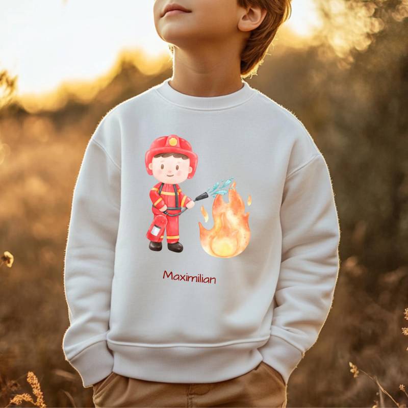 Feuerwehrpullover Personalisiert, Sweatshirt Feuerwehr, Geschenk Feuerwehrfans, Mit Wunschname, Kindersweater Feuerwehr Unisex von LillabyOriginals