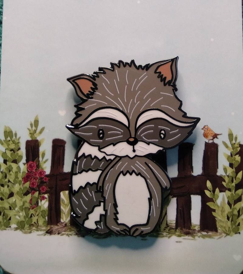 Roberto Der Waschbär Emaille Pin - Lillbits Waschbären von LillbitsCreations