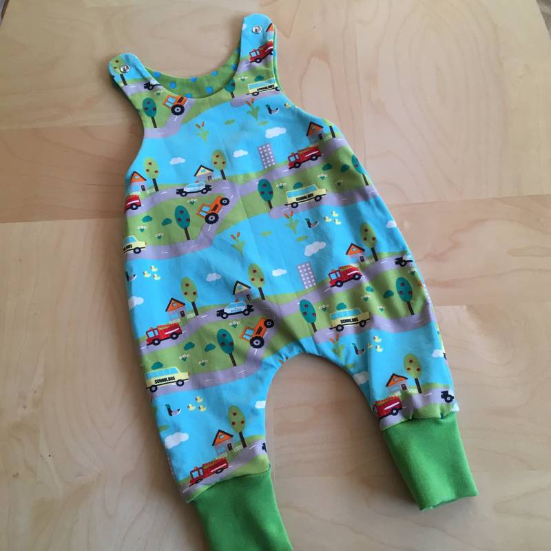 Gefütterter Strampler Zum Mitwachsen "On The Road" Gr. 50-80 von LilleHimmelAtelier