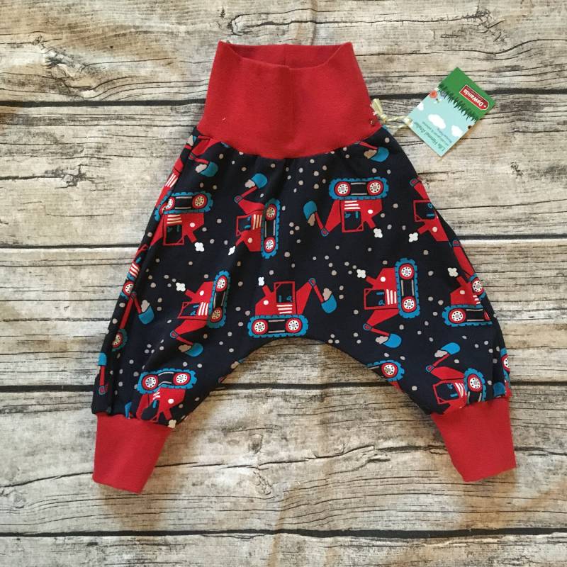 Pumphose "Bagger Rot/Blau" Gr. 62-104 von LilleHimmelAtelier