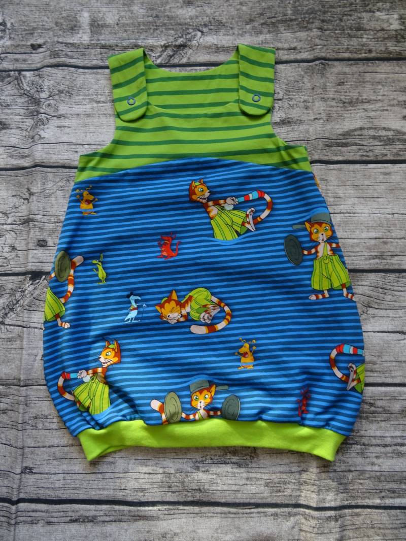 Sommerliches Latzkleid/Ballonkleid Gr. 86-104 "Findus Auf Streifen Blau" von LilleHimmelAtelier