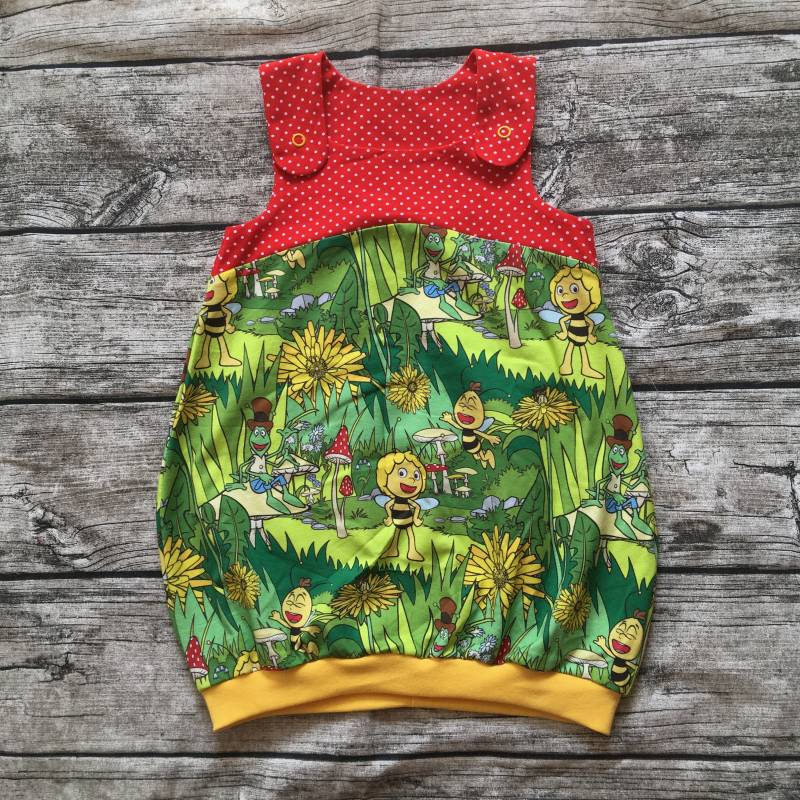 Sommerliches Latzkleid/Ballonkleid Gr. 86-116 "Biene Maja Im Blumenfeld" von LilleHimmelAtelier