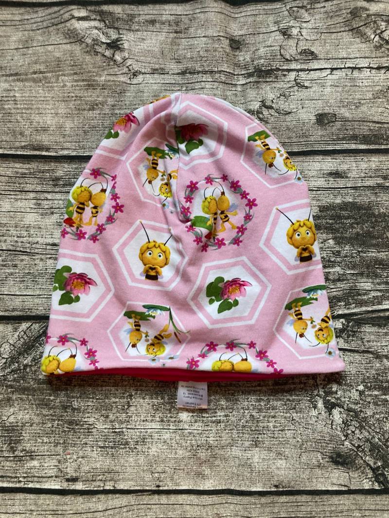 Wende-Beaniemütze „Biene Maja Und Willi" Ab Ku 44cm von LilleHimmelAtelier