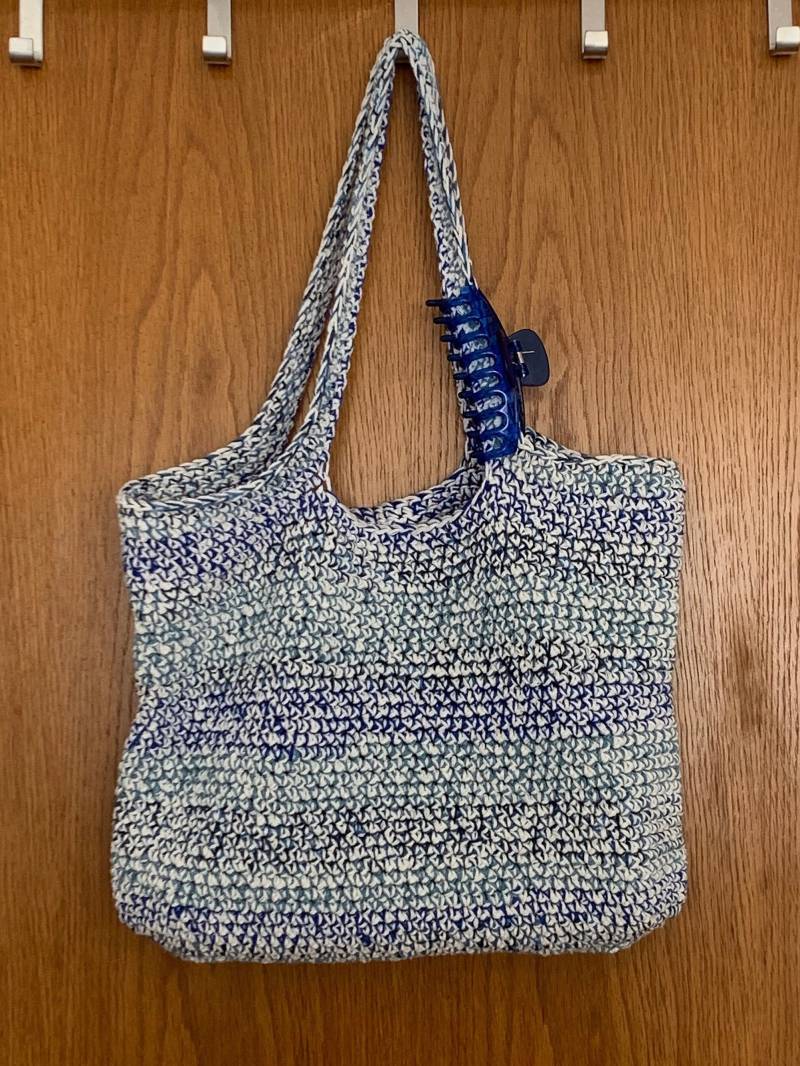 Crocheted Shoulder Bag Crocheted Shoulder Bag von Lillebylolla