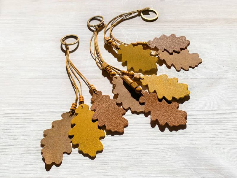 Herbstliches Eichenlaub Als Schlüsselanhänger | Eichenblatt Autoschlüssel Und Taschenanhänger Geschenke Für Wald Naturfans von LillianRaphaela