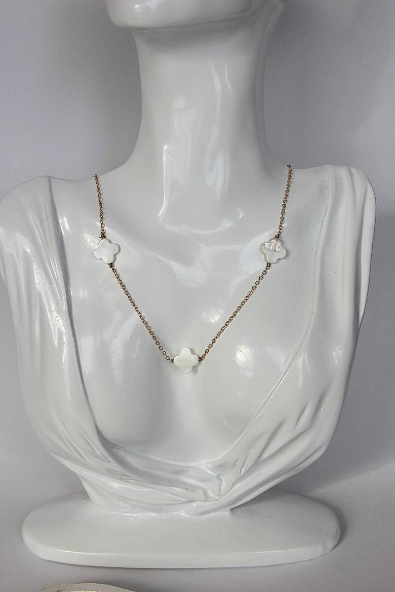 Perlmutt Halskette Blumen Gold, Gold 18K Vergoldet Mit Perlen, Kette Lang Kleeblatt, Braut Perlen Perlmutt Halskette Blumen Gold, Gold 18K Vergoldet Mit Perlen, Kette Lang Kleeblatt, Braut Perlen von Lillomy