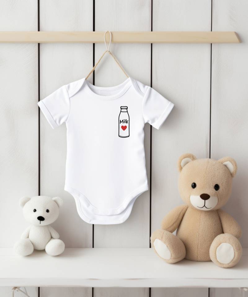 Baby Body Milch, Baby-Dusche-Geschenk, Süßes Outfit, Baby-Kleidung, Boy Body, Baby-Mädchen-Body, Baby-Geschenk von LillyPillyGifts