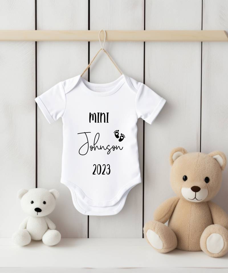 Individuelle Baby Body, Neu Zur Crew Bodysuit, Bodysuit Baby, Geburtsgeschenk, Personalisiert, Baby-Dusche-Geschenk von LillyPillyGifts
