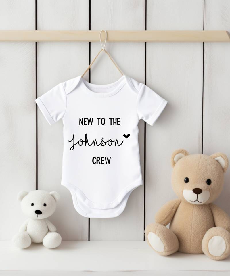 Individuelle Baby Body, Neu in Der Familie Body Baby, Geburtsgeschenk, Personalisiert, Baby-Dusche-Geschenk von LillyPillyGifts