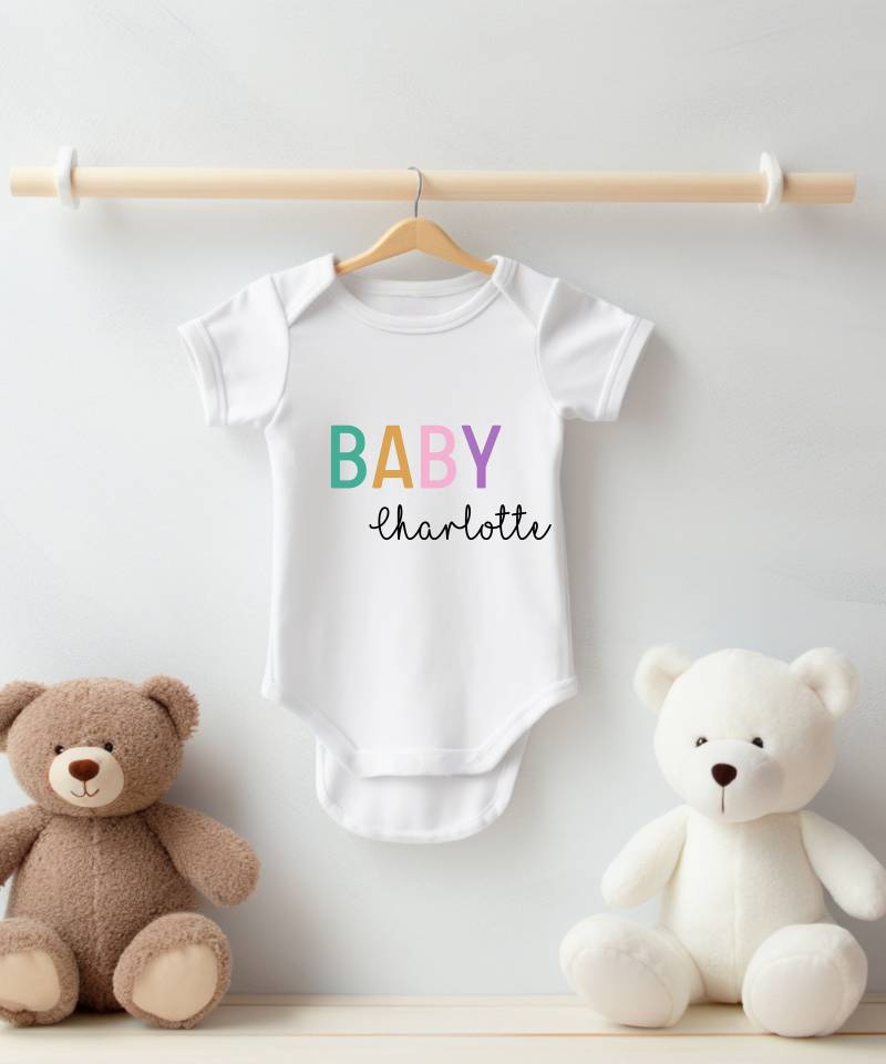 Individuelle Baby Body, Schwangerschaftsmitteilung, Bodysuit Baby, Geburtsgeschenk, Babybody Personalisiert, Baby-Dusche-Geschenk, Baby-Mädchen von LillyPillyGifts