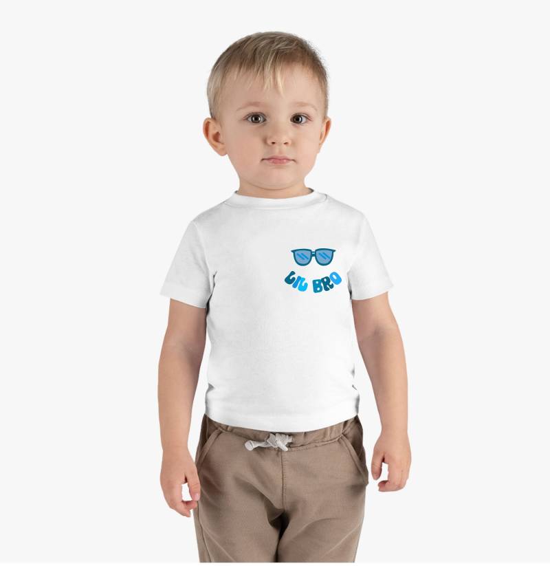 Little Broder Club Baby Shirt, Vorder - Und Rückseitendruck, Kleiner Bruder, Bro Coole Brothers von LillyPillyGifts