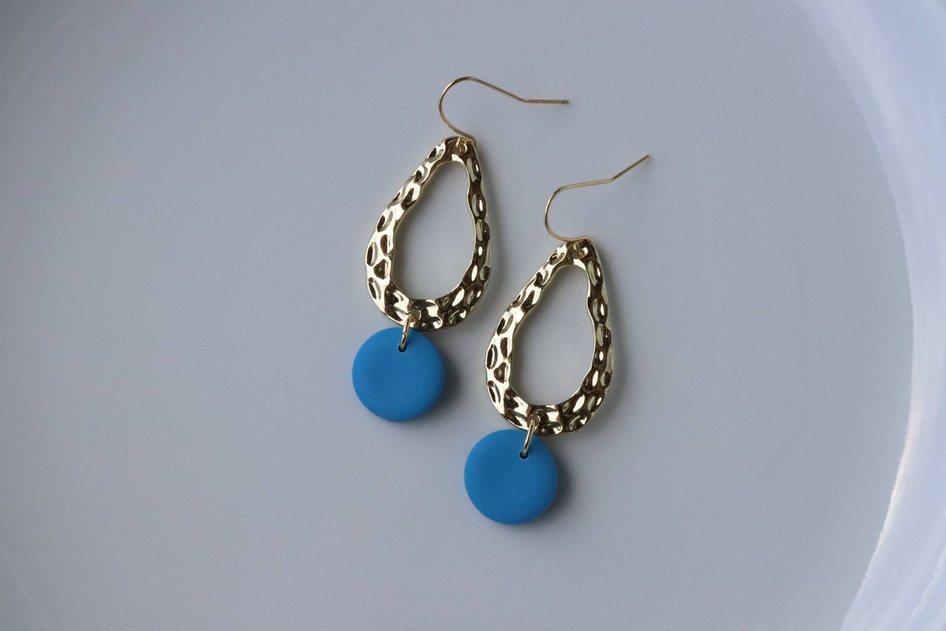 Blaue Polymer Clay Mit Legierung, Hängeohrringe von LillydesignDE
