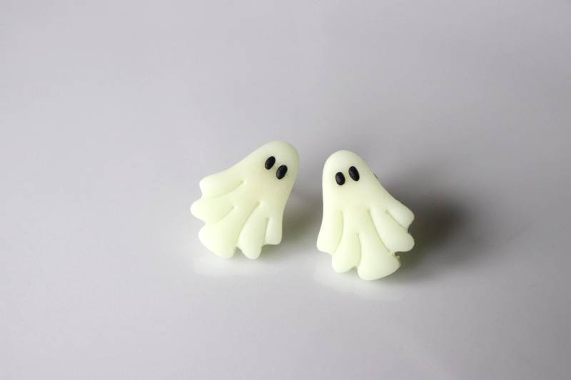 Im Dunkeln Leuchten, Geist Ohrstecker, Halloween von LillydesignDE
